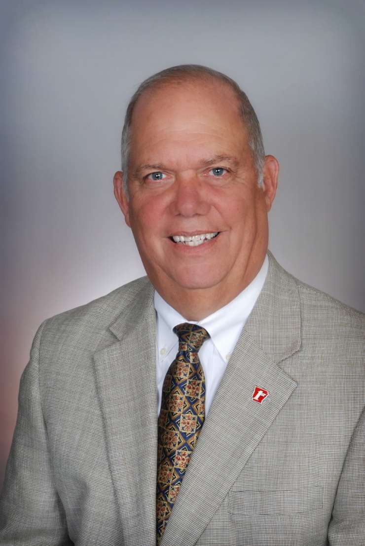 Tampa Bay Defense Alliance Presents Tampa Bay Trophy to Larry Wilson